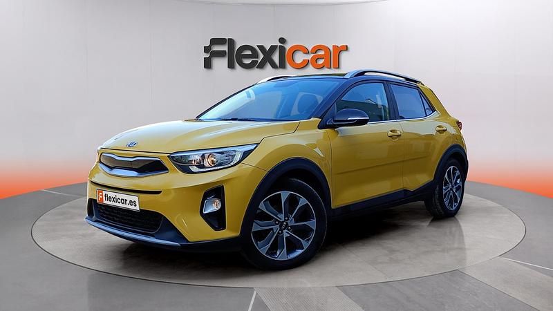Usado Kia Stonic 120 CV (88 kW) 2018 Amarillo SUV