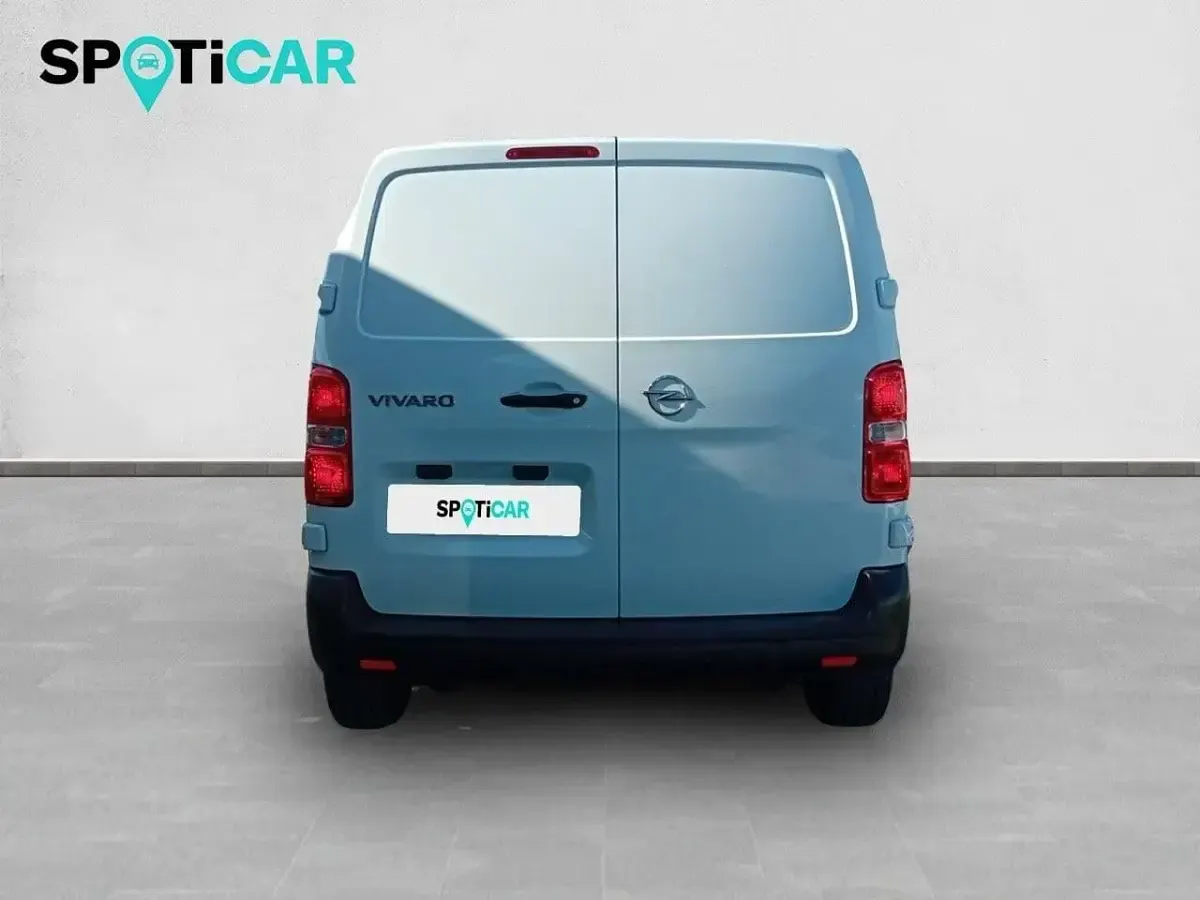 Usado Opel Vivaro-e Combi 102 CV (75 kW) 2022 Blanco Monovolumen