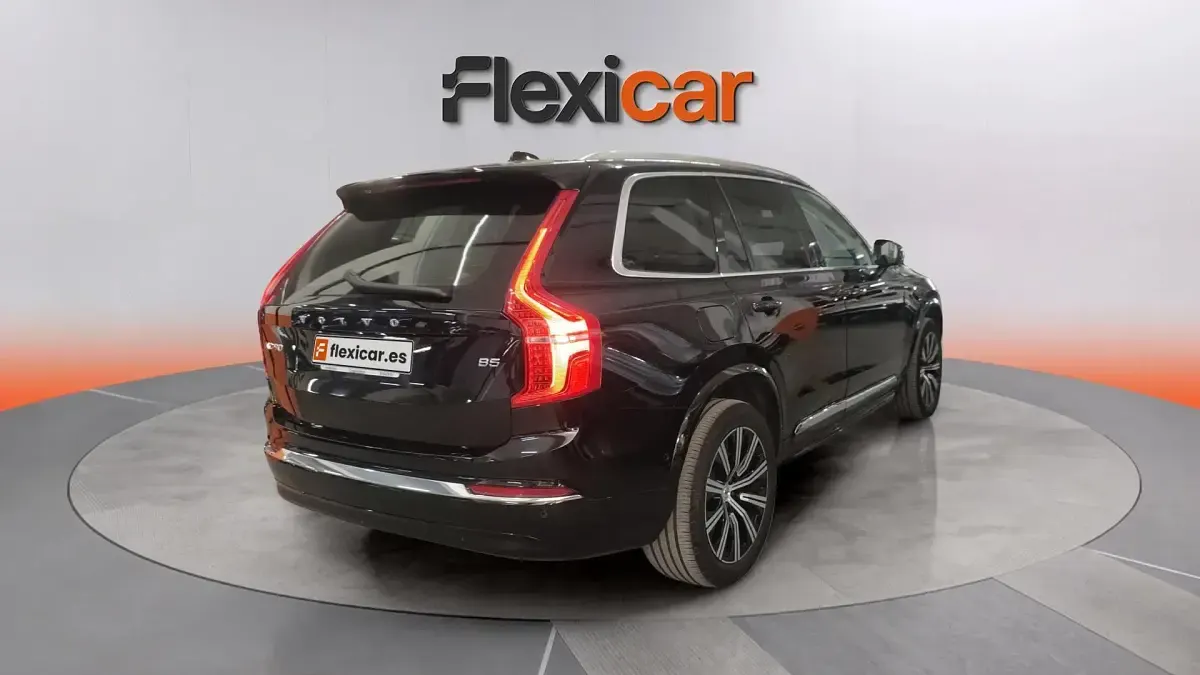 Usado Volvo XC90 Core 235 CV (172 kW) 2024 Negro SUV