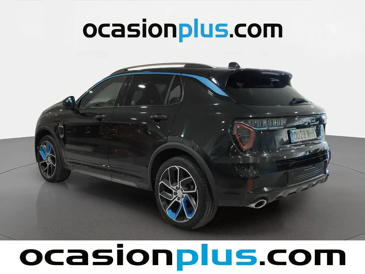 Usado Lynk & Co 01 261 CV (191 kW) 2023 Negro SUV