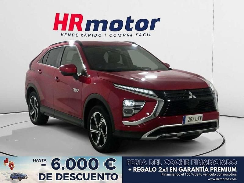 Rojo Usado 2022 Mitsubishi Eclipse Cross SUV | 22.950 € - Imagen 1/4