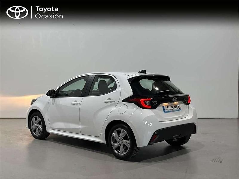 Usado Toyota Yaris Hybrid Active 116 CV (85 kW) 2025 Monovolumen