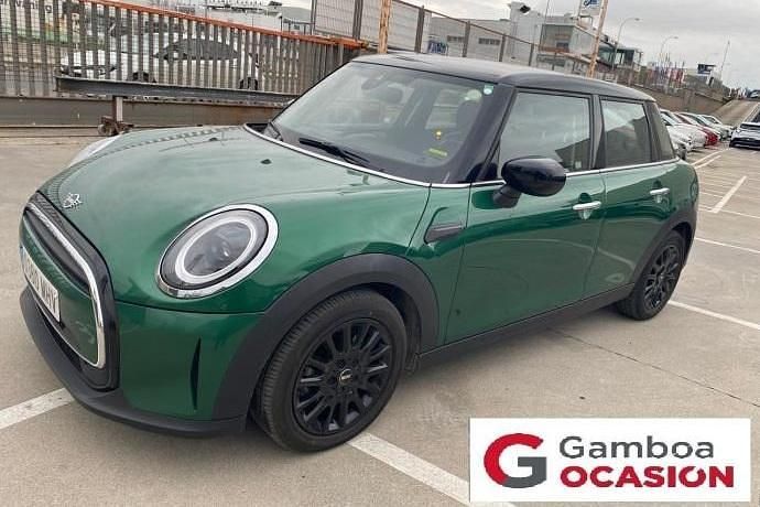 Usado Mini Cooper 137 CV (100 kW) 2023 Verde Utilitario
