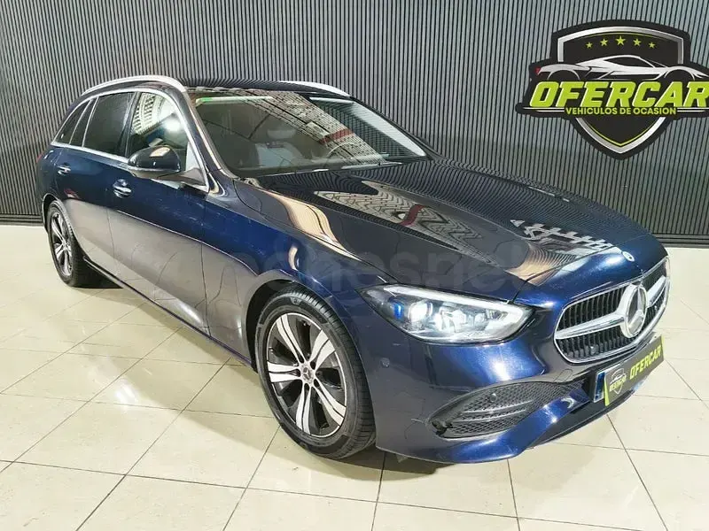 Usado Mercedes C200 204 CV (150 kW) 2023 Azul Familiar