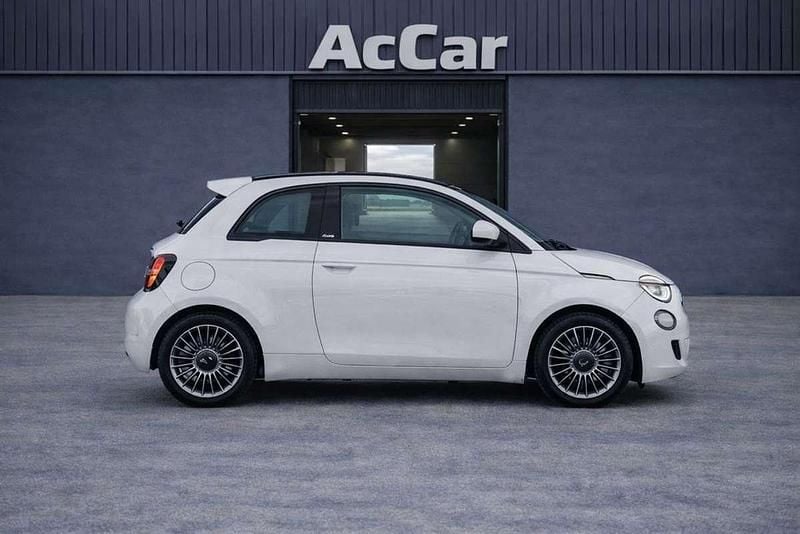 Usado Fiat 500e Icon 86 kW (117 CV) 2023 Blanco Utilitario