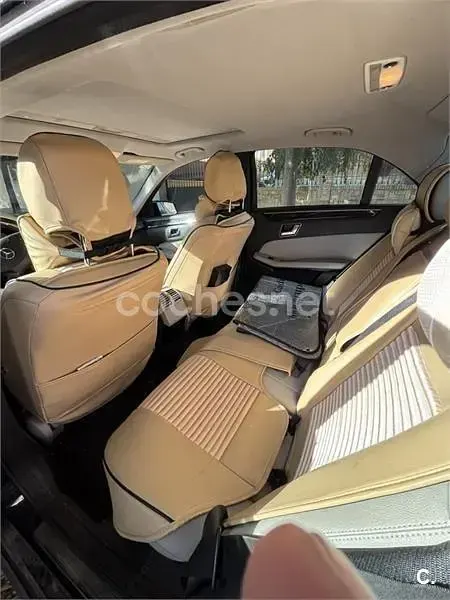 Usado Mercedes E220 Avantgarde 170 CV (125 kW) 2010 Negro Berlina