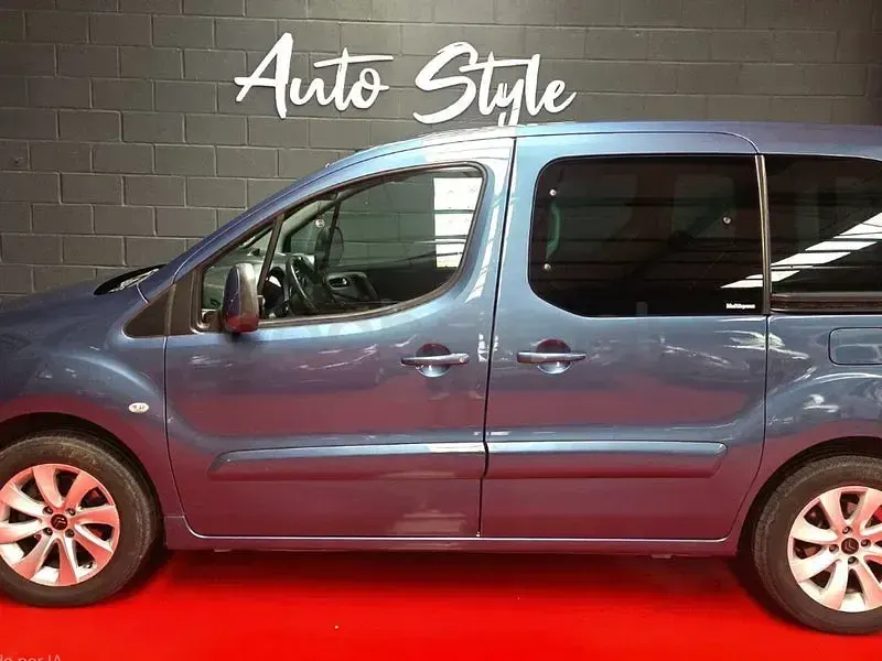 Usado Citroën Berlingo 110 CV (80 kW) 2010 Azul Monovolumen