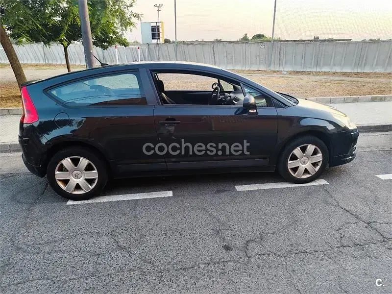 Usado Citroën C4 110 CV (80 kW) 2008 Negro Berlina