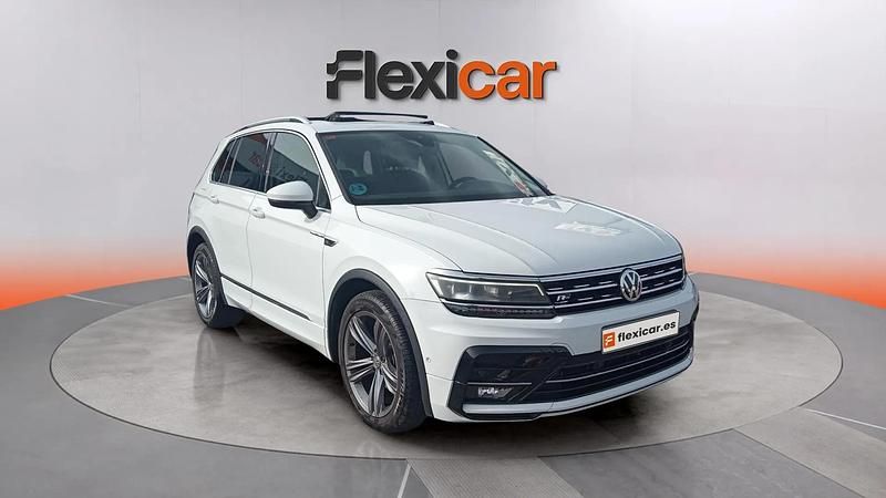 Usado VW Tiguan Sportline 150 CV (110 kW) 2019 Blanco SUV