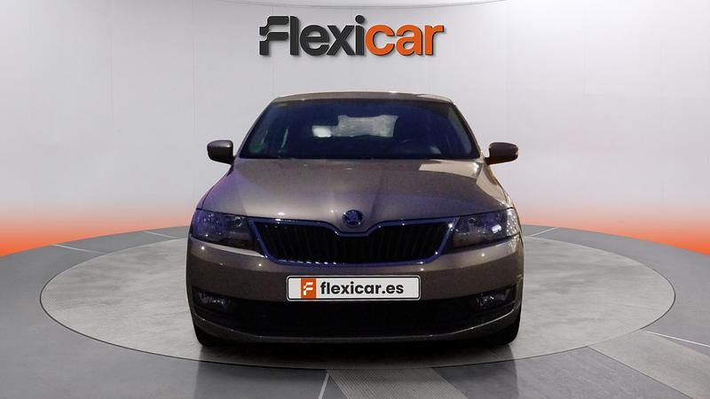 Usado Skoda Rapid Active 110 CV (80 kW) 2018 Gris Berlina