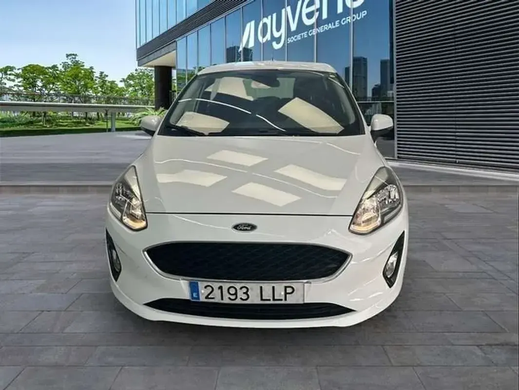Usado Ford Fiesta Trend 75 CV (55 kW) 2020 Blanco Utilitario