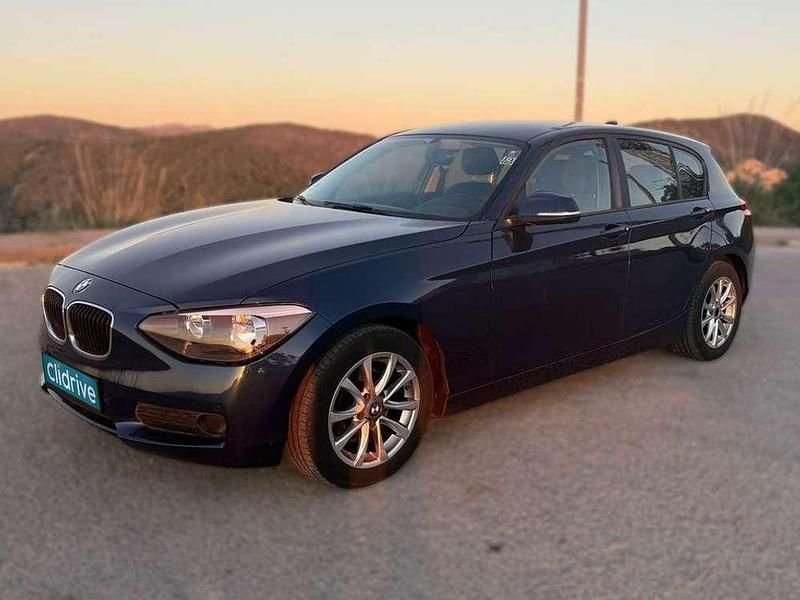Usado BMW 116 116 CV (85 kW) 2012 Azul Utilitario