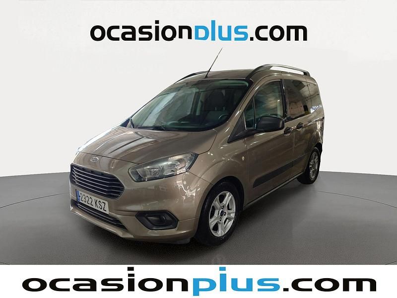 Usado Ford Tourneo Courier Ambiente 100 CV (73 kW) 2019 Gris Monovolumen