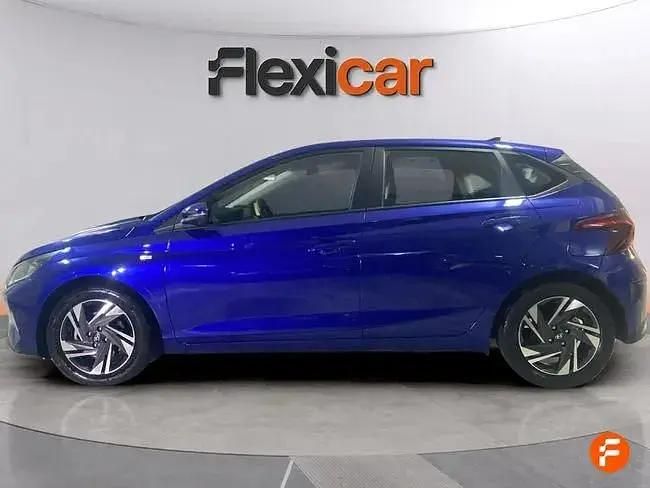 Usado Hyundai i20 100 HP (73 kW) 2022 Azul Sedan