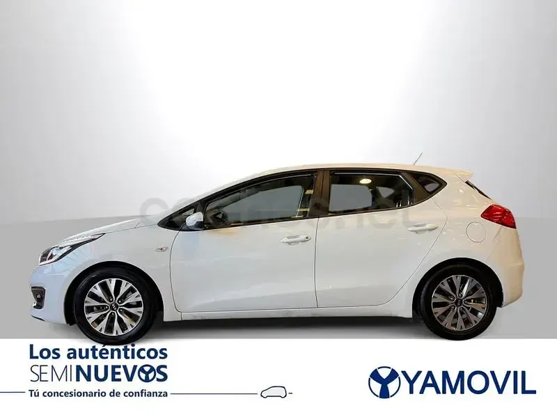 Usado Kia Ceed 120 CV (88 kW) 2016 Blanco Utilitario