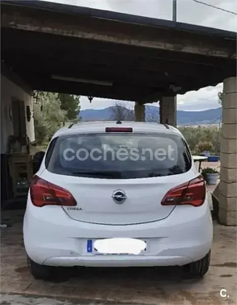 Usado Opel Corsa Expression 75 CV (55 kW) 2017 Blanco Utilitario