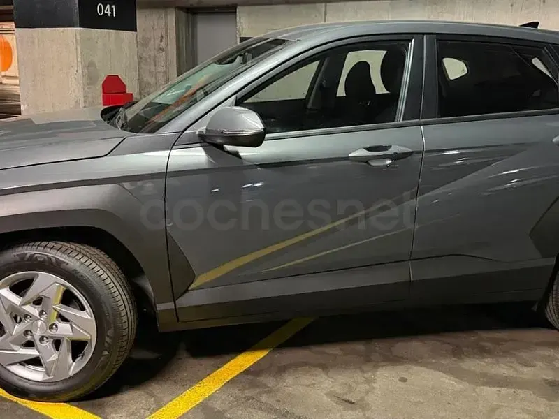 Nuevo Hyundai Kona 138 CV (101 kW) 2025 Gris / plata SUV