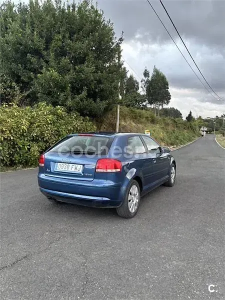 Usado Audi A3 105 CV (77 kW) 2007 Azul Utilitario