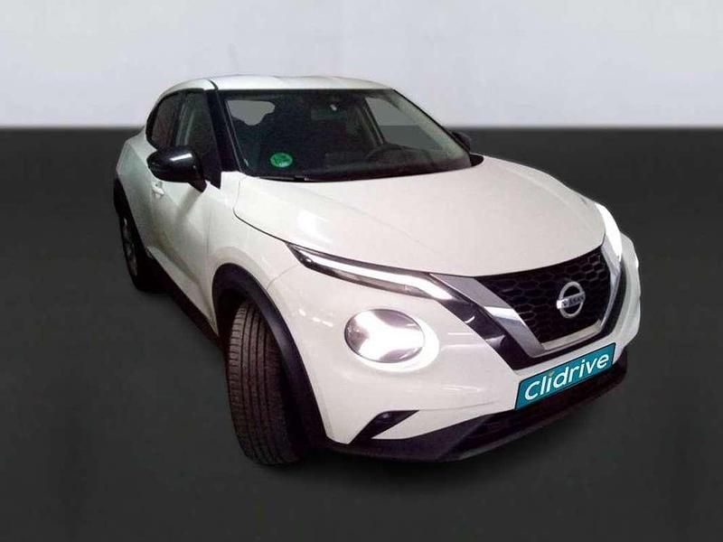 Usado Nissan Juke Acenta 114 HP (83 kW) 2022 Branco SUV