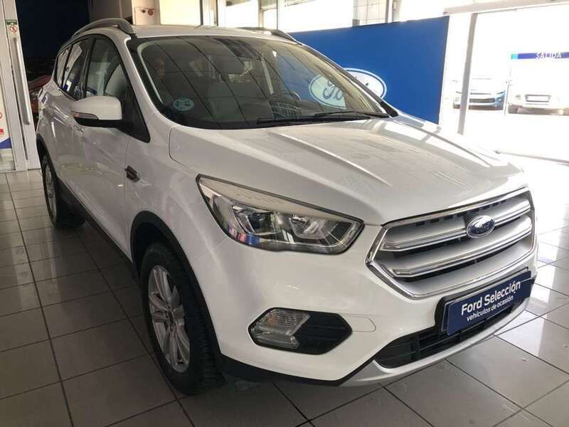 Usado Ford Kuga Trend+ 120 CV (88 kW) 2019 Blanco SUV