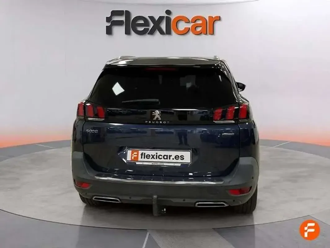 Usado Peugeot 5008 GT-line 131 CV (96 kW) 2019 Azul SUV