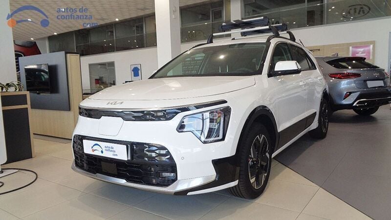 Blanco Usado 2024 Kia e-Niro SUV | 32.900 € (Precio justo) - Imagen 1/4