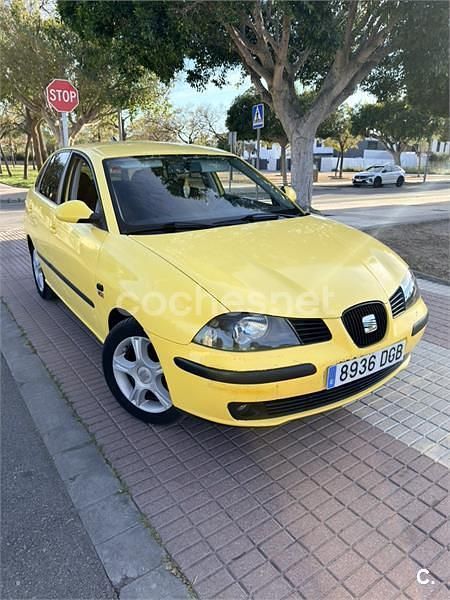 Usado Seat Ibiza Sport 130 CV (95 kW) 2005 Amarillo Utilitario