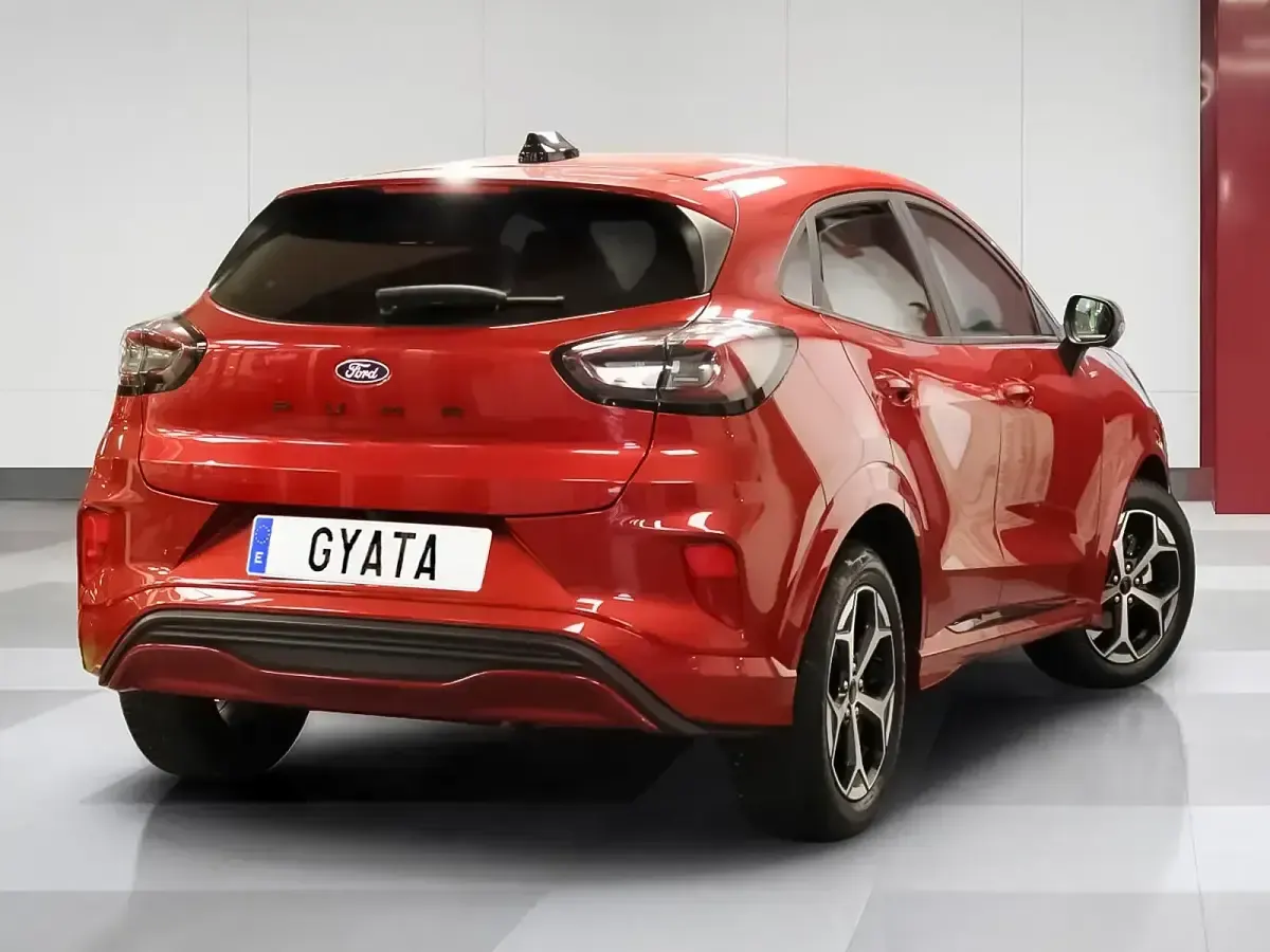 Usado Ford Puma ST-Line 125 CV (91 kW) 2025 Rojo SUV