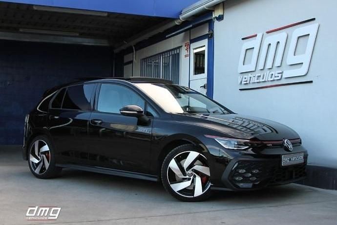 Negro Usado 2024 VW Golf VIII GTI Berlina | 41.900 € (Precio justo) - Imagen 1/4
