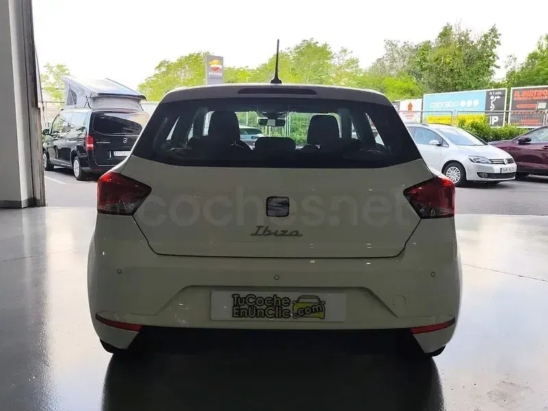 Usado Seat Ibiza Reference 80 CV (58 kW) 2022 Blanco Utilitario