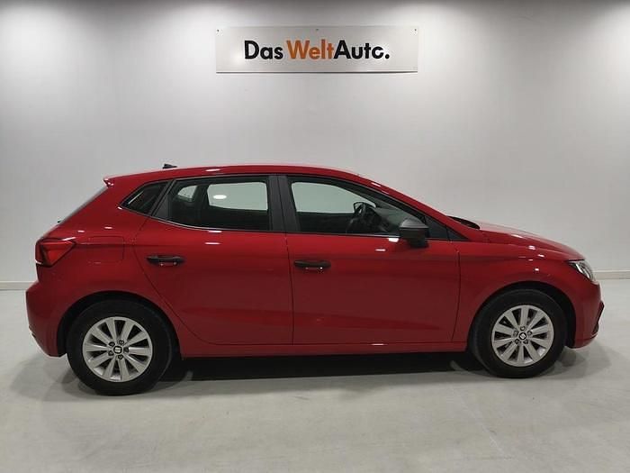 Usado Seat Ibiza Reference 95 CV (69 kW) 2021 Rojo Utilitario