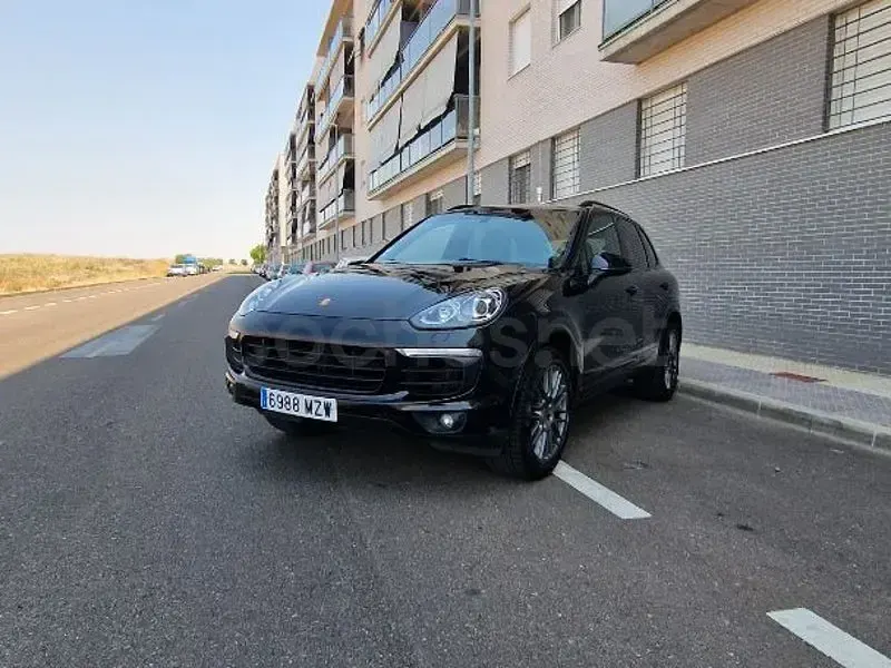 Usado Porsche Cayenne Platinum Edition 262 CV (192 kW) 2017 Negro SUV