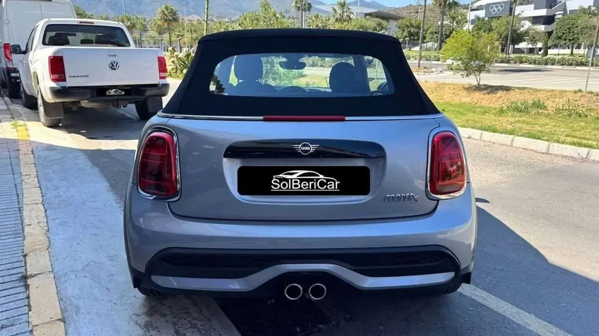 Usado Mini Cooper S 204 CV (150 kW) 2024 Gris Utilitario