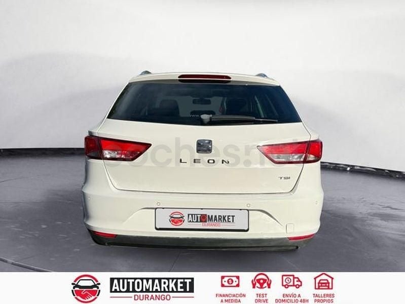 Usado Seat Leon Style 125 CV (91 kW) 2014 Blanco Familiar