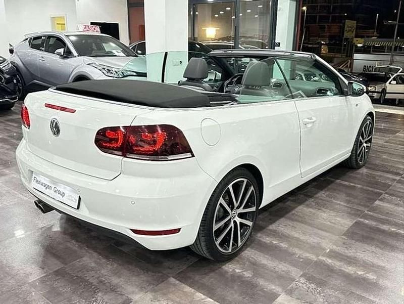 Usado VW Golf Cabriolet 160 CV (117 kW) 2011 Blanco Descapotable