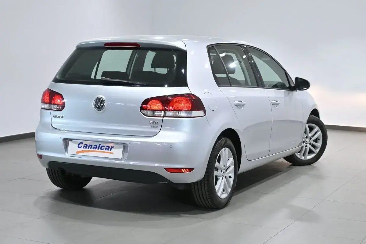 Usado VW Golf VI Sport 105 CV (77 kW) 2010 Gris Utilitario