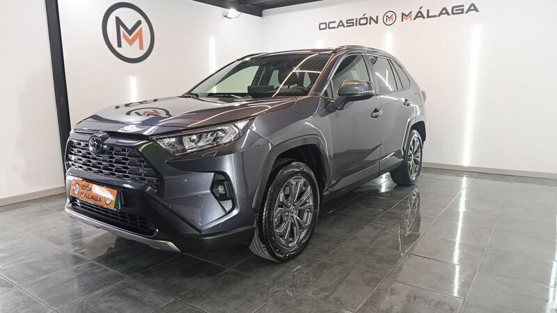 Gris / plata Usado 2023 Toyota RAV4 Hybrid Advance SUV | 39.900 € (Super precio) - Imagen 1/4