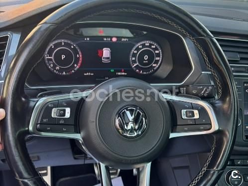 Usado VW Tiguan Sportline 240 CV (176 kW) 2017 Negro SUV