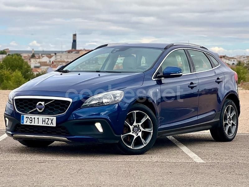 Azul Usado 2014 Volvo V40 CC Familiar | 11.000 € (Un poco caro) - Imagen 1/4
