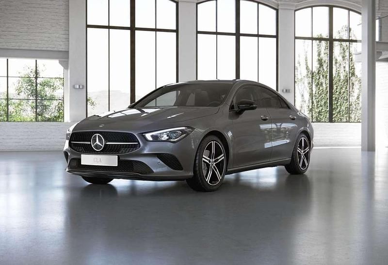 Usado Mercedes CLA180 136 CV (100 kW) 2023 Gris Berlina