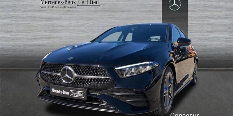 Negro Usado 2024 Mercedes A200 Berlina | 33.900 € (Precio justo) - Imagen 1/3