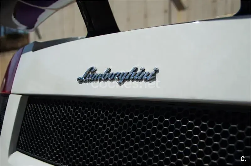 Usado Lamborghini Gallardo 520 CV (382 kW) 2008 Blanco Descapotable