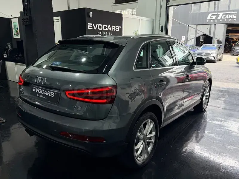 Usado Audi Q3 211 CV (155 kW) 2012 Gris / plata SUV