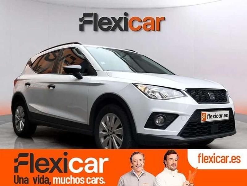 Usado Seat Arona Ecomotive 95 CV (69 kW) 2020 Blanco SUV