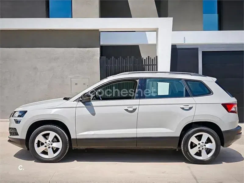 Usado Skoda Karoq 115 CV (84 kW) 2020 Beige SUV