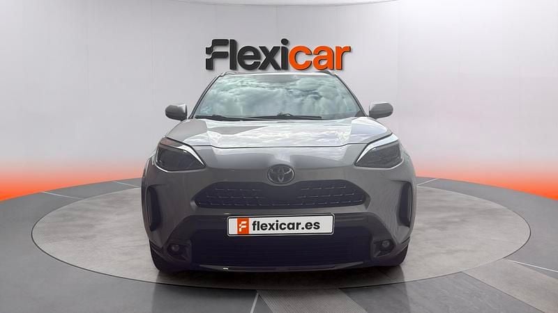 Usado Toyota Yaris Hybrid 116 CV (85 kW) 2023 Gris