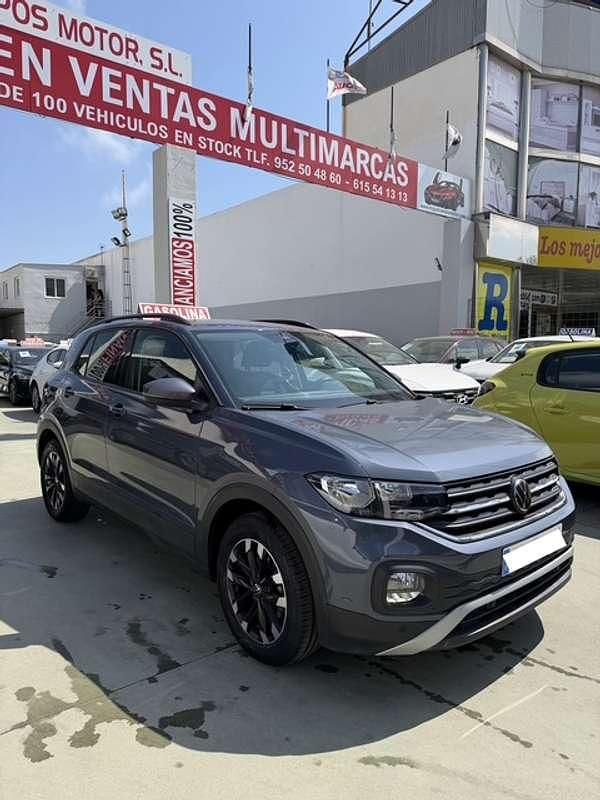 Usado VW T-Cross Advance 110 CV (80 kW) 2022 Gris SUV