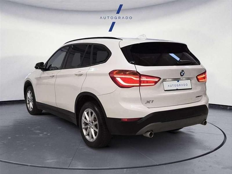 Usado BMW X1 Comfort Edition 150 CV (110 kW) 2018 Blanco SUV