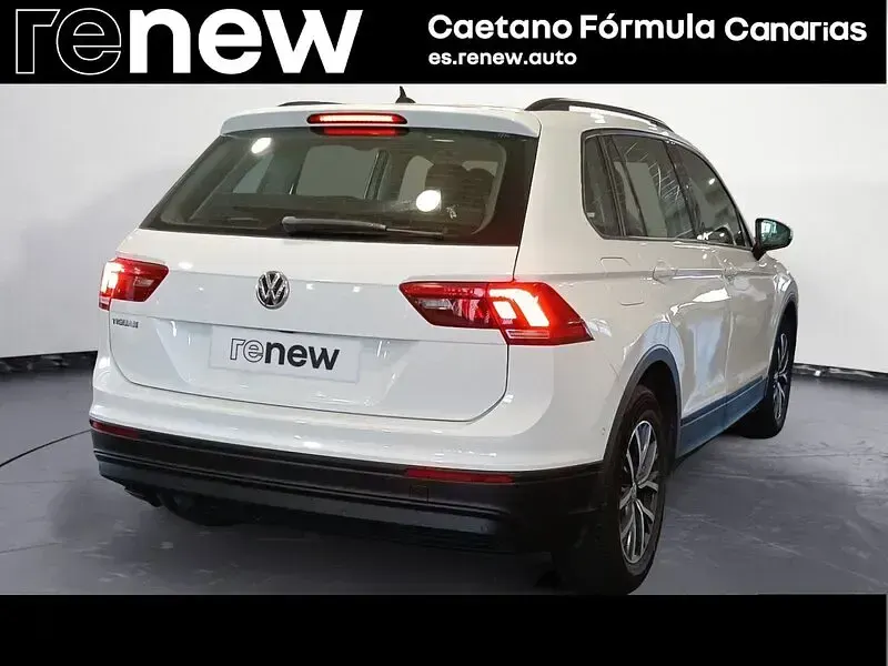 Usado VW Tiguan Edition 125 CV (91 kW) 2018 Blanco SUV