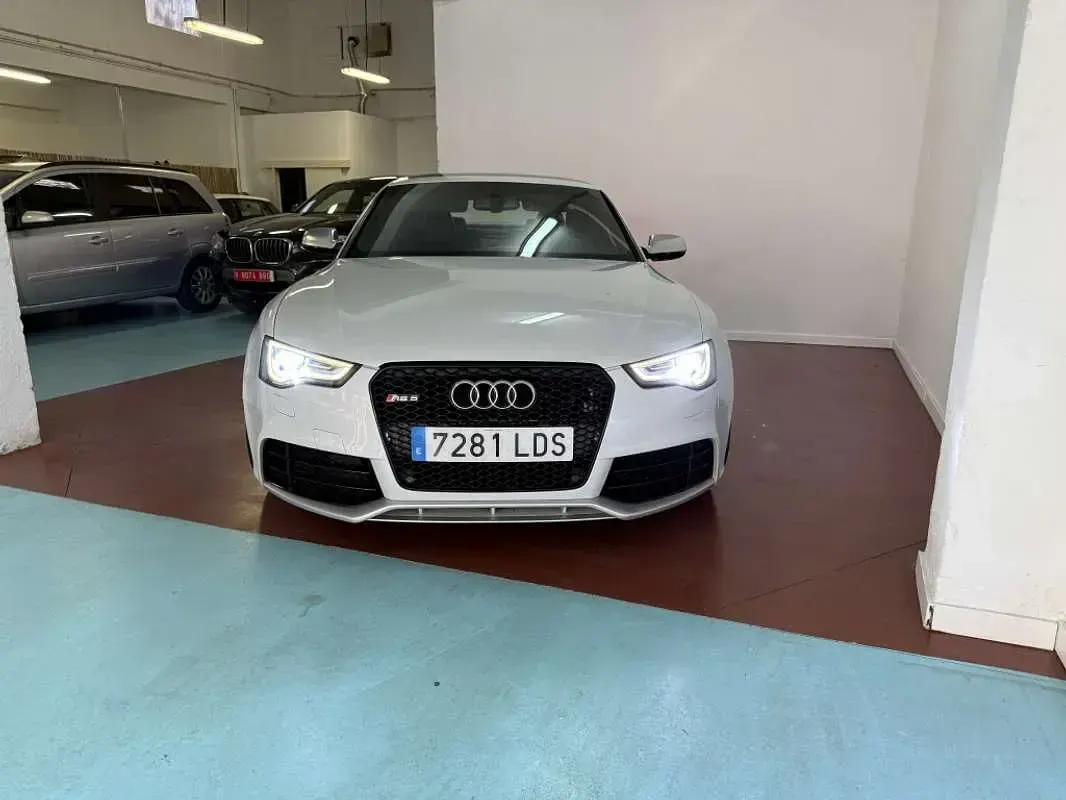 Usado Audi RS5 450 CV (330 kW) 2012 Blanco Coupe